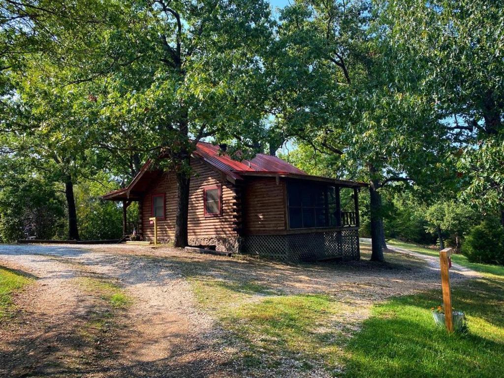 Cozy Cabin At Bear Mountain Log Cabins Eureka Springs Dış mekan fotoğraf